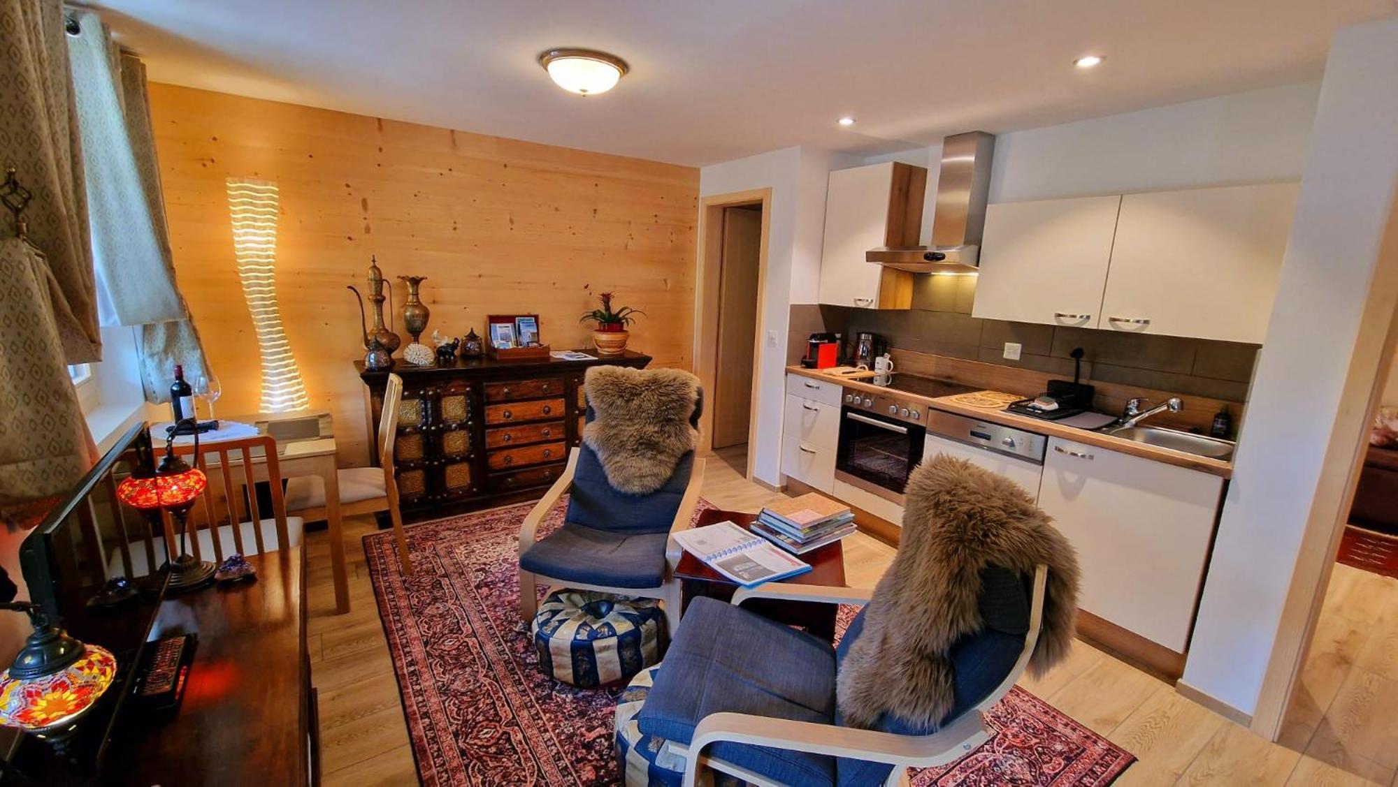 Large Deluxe Studio For 2 - Chalet Lovo Lenk Luaran gambar